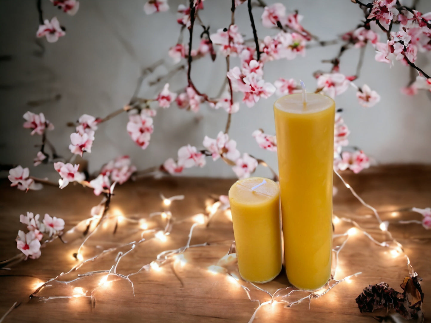 100% Beeswax Candle Set – "Sunset Glow Pillars", Natural Honey Scent, Set of 2
